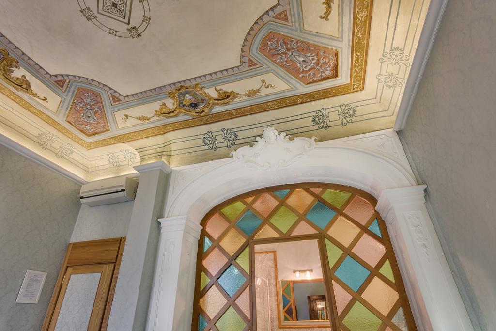 Bed and breakfast Cavour10 2*